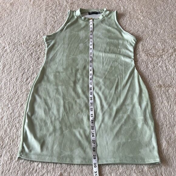 Pretty Little Thing dress green size 12 - Picture 12 of 16